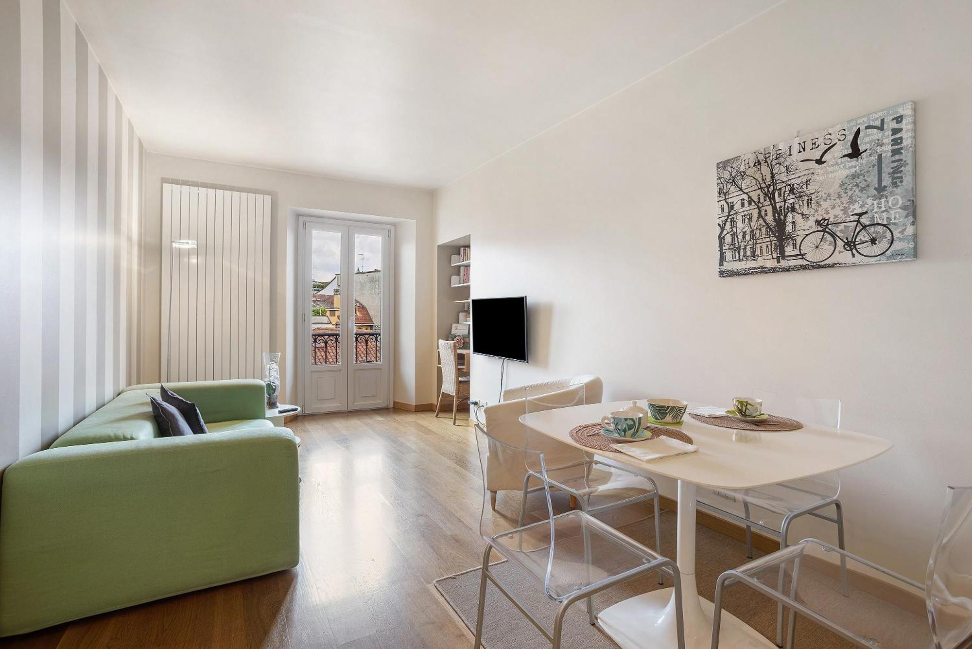 Crocetta10, Milan